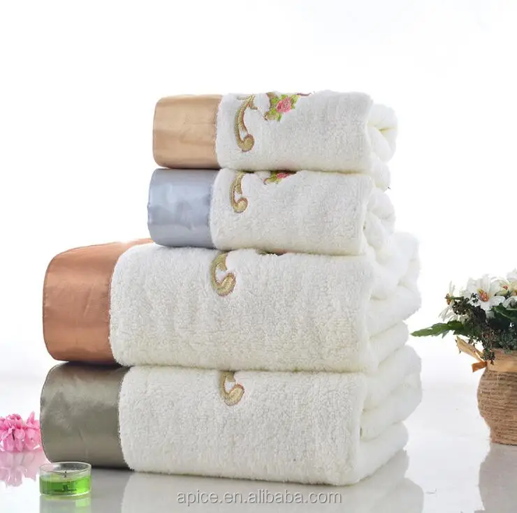 applique bath towels