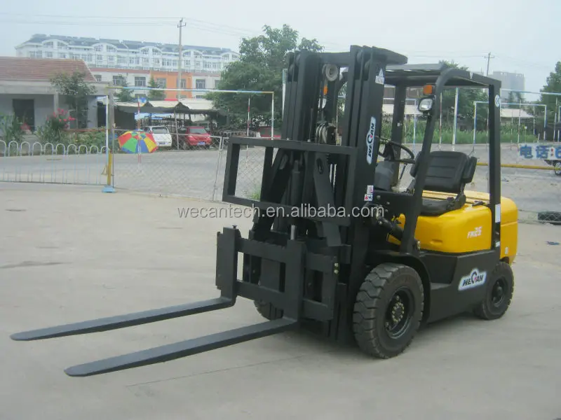 Forklift With Tipping Fork and Bucket