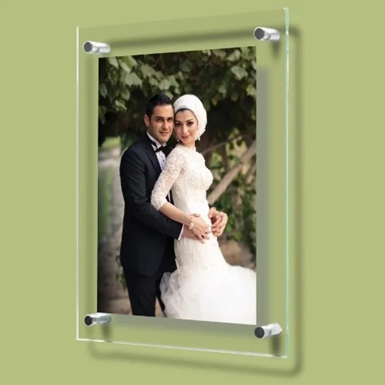 Magnetic Large Acrylic Floating Picture Frame With Screw