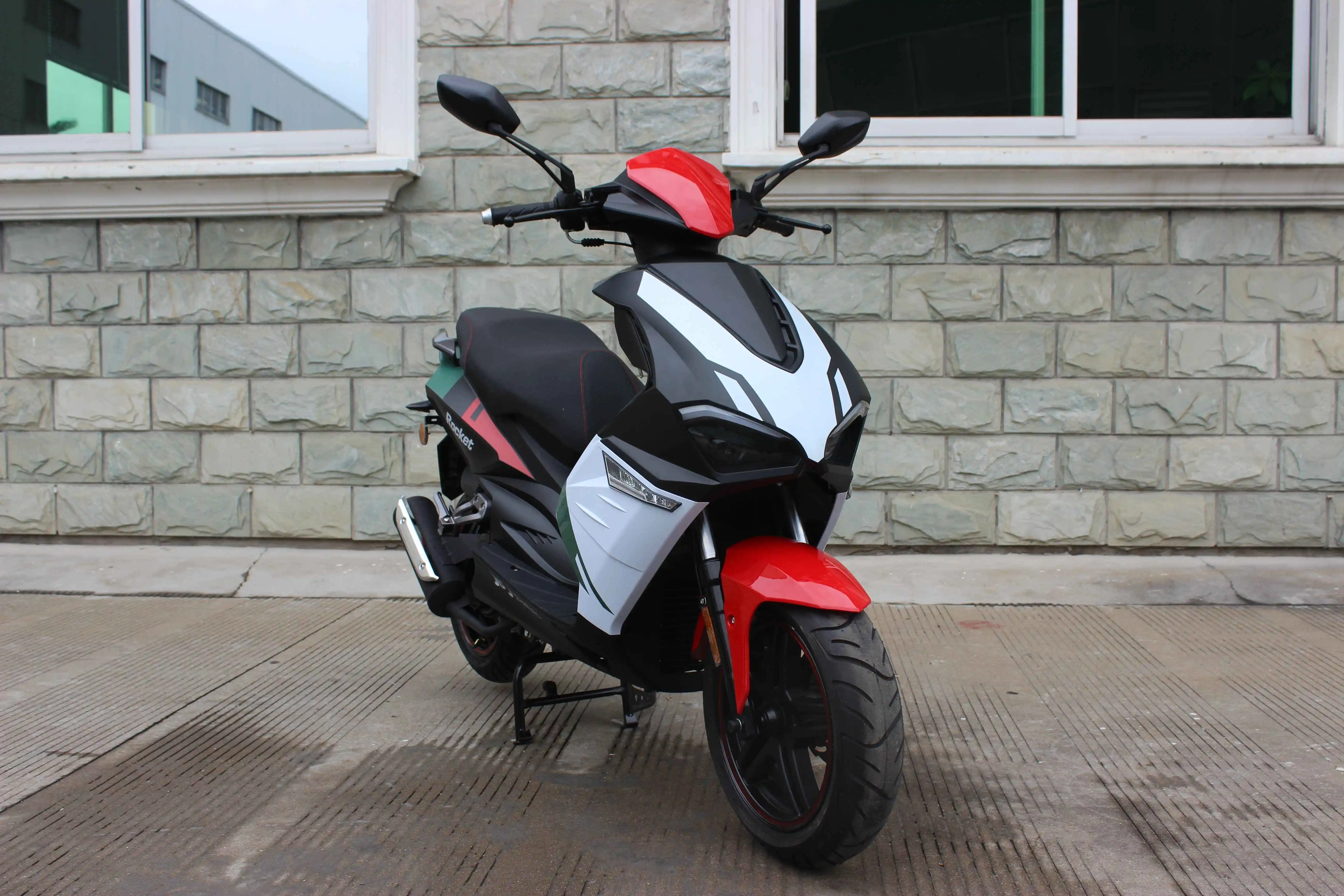 
 Новый запатентованный газовый скутер Jiajue 2019 50CC Euro IV  