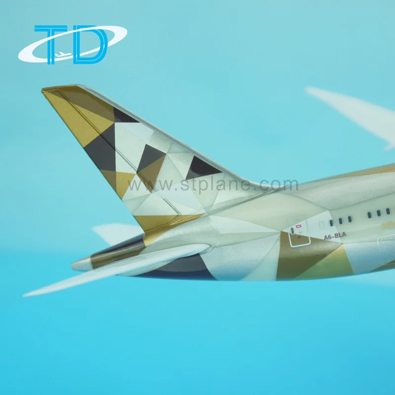 Etihad Airways B787-9 Scale 1:200 Mini Boeing Aircraft