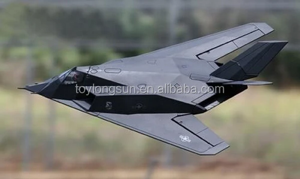F-117 Nighthawk RCモデル 1000mm LX Models F-117 Nighthawk 70mm EDF Maiden Flight - YouTube