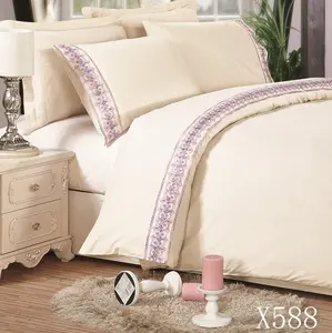 4pcs King Size Embroidered Polyester/Cotton Hotel Use All-Season Dubai Style Flat Sheet Set