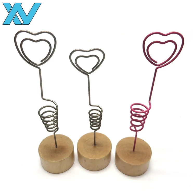 Металлические зажимы для записей в форме сердца с золотой проволокой и деревянной основой держатель для фотографий