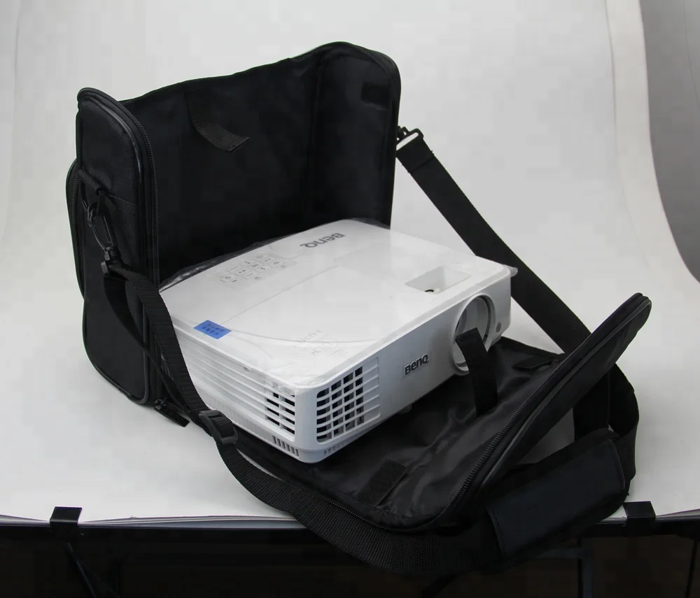 Waterproof Lightweight Polyester Projector Carrying Bag Stylish Folding Design