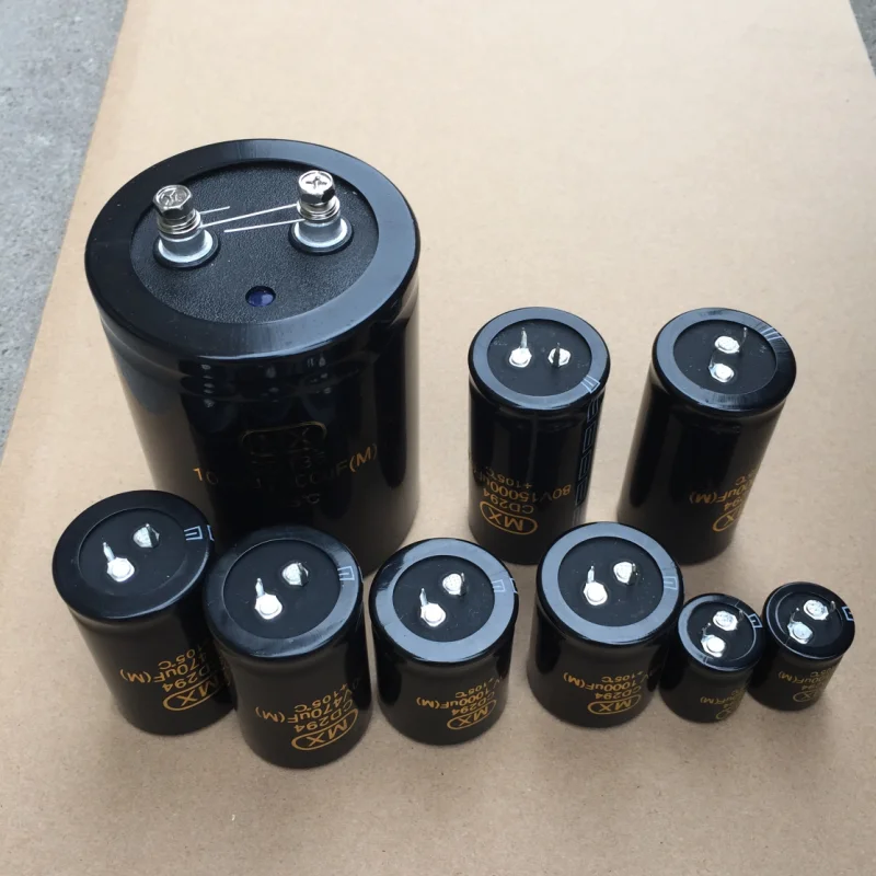 Adidas 4dfwd 2 20 Condensatori Elettrolitici 4.7uF 450V - Alluminio, 8x12mm, 105°C, Per Riparazioni Elettroniche Cf Moto 450 Mt Bauletto - Foto 8