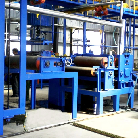 Опытный поставщик асфальтовой кровельной черепицы, производственная линия