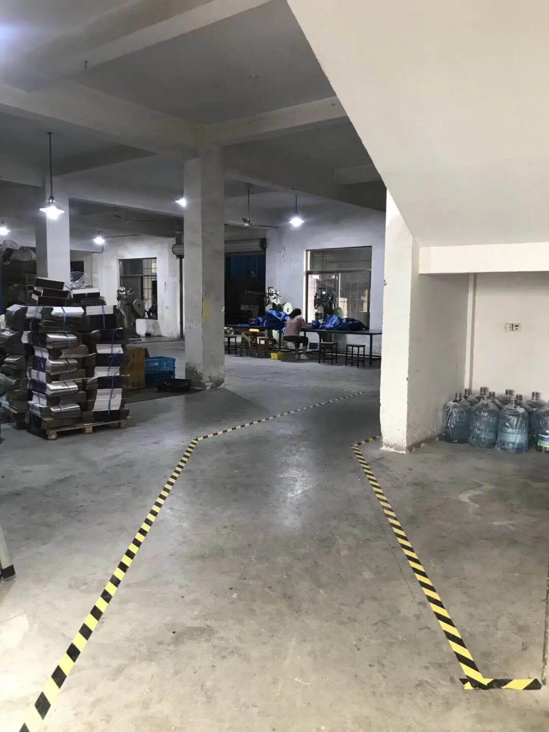 Ningbo Haishu Chiyuan Sewing Products Co., Ltd. 1