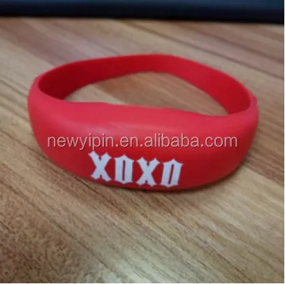 Silicone Luminous Wristband LED Vibration Luminous Bracelet Voice Glowing Bracelet for Activities Party Gifts