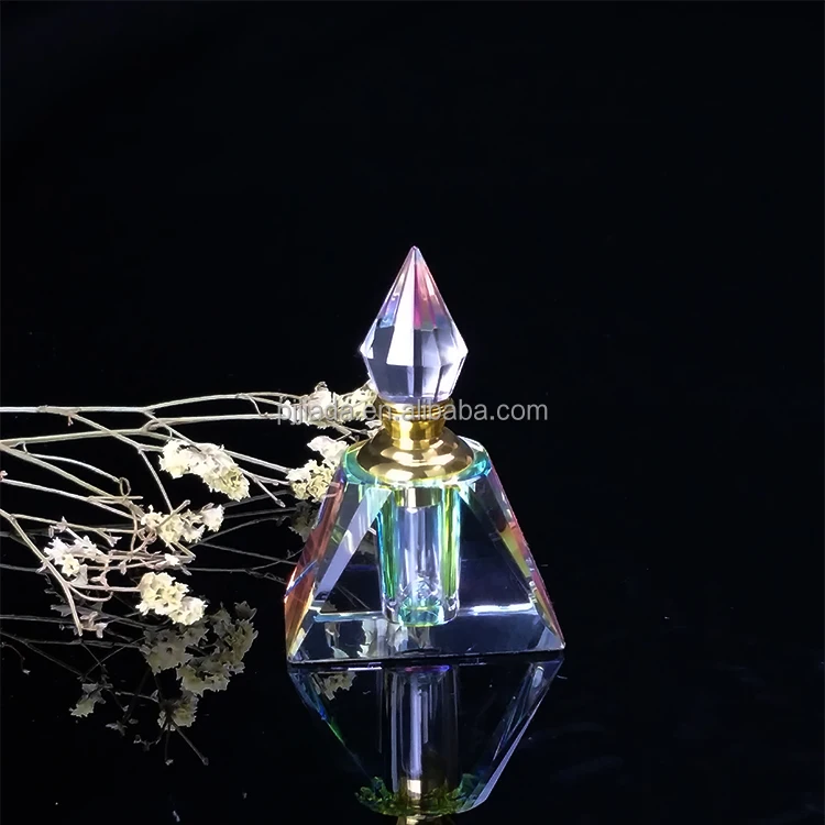 Colorful 3ml 6ml 12ml Fancy Oud Perfume Bottle K9 Crystal Pyramid Shape Perfume Glass Bottle With Glass Stick Valentine Gift