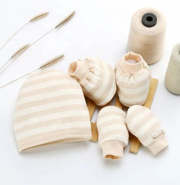 
Заводская оптовая торговля из органического хлопка, милый комплект одежды из 3 предметов для новорожденных шапка варежки пинетки Подарочный набор пинетки и варежки 