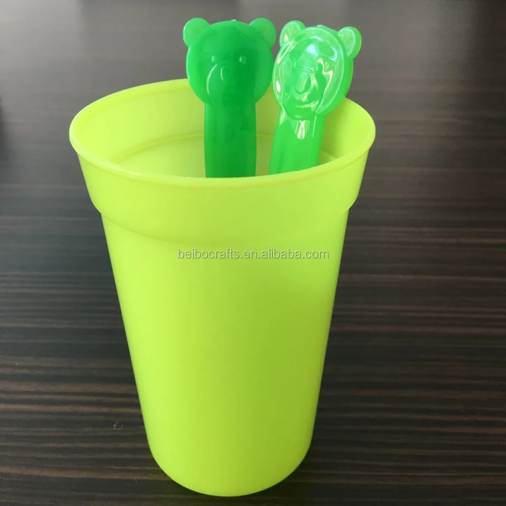 Factory Custom New Product Luminous Plastic Cup Glow in Dark Cup