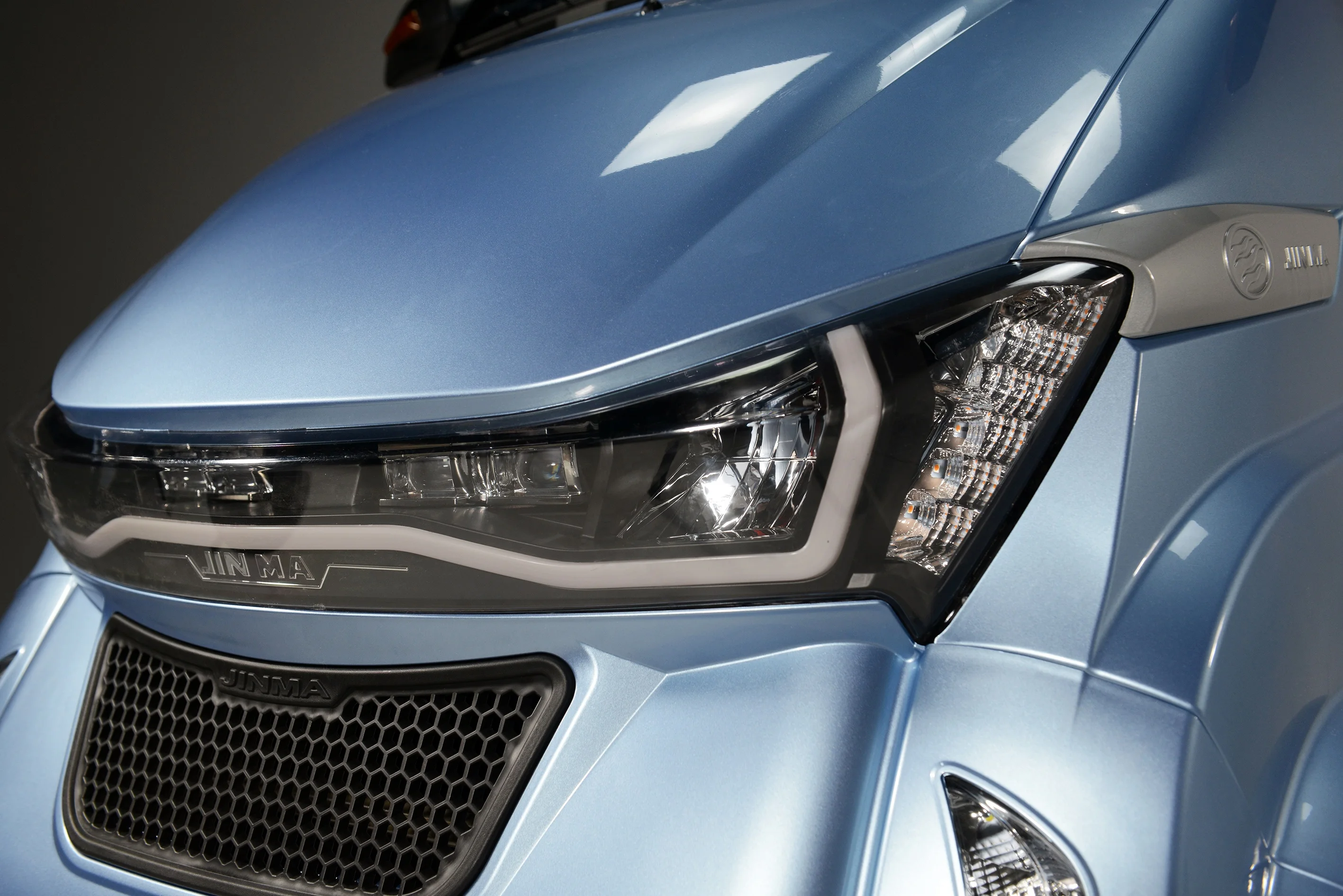 Runhorse J2 4 колеса электрический автомобиль для европейского рынка с EC EEC