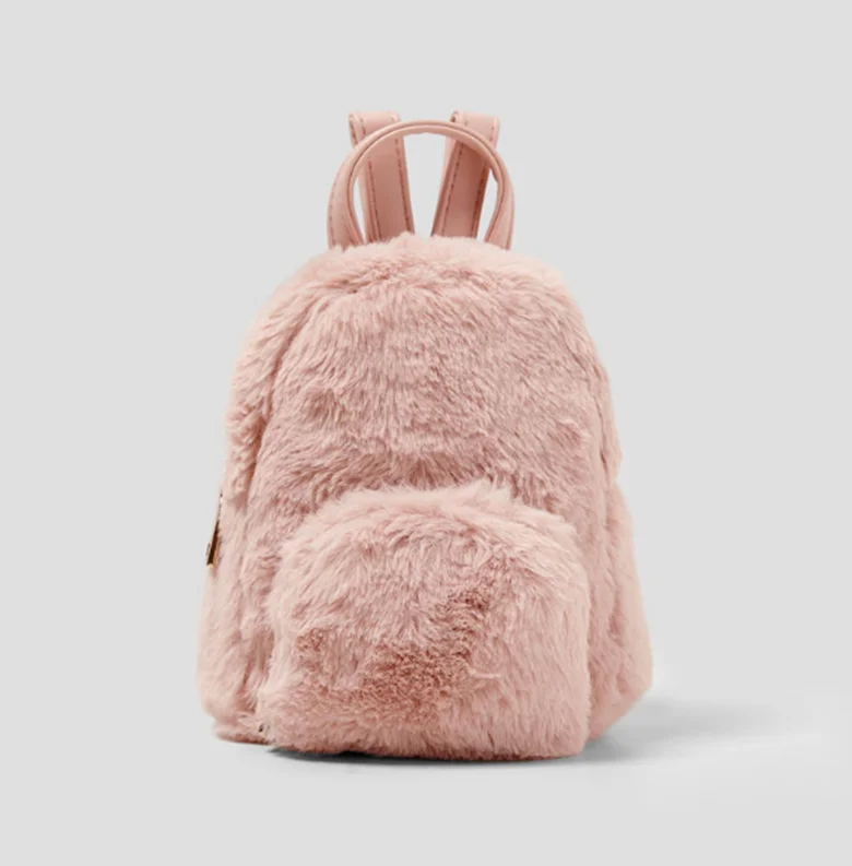 mochila de pelo