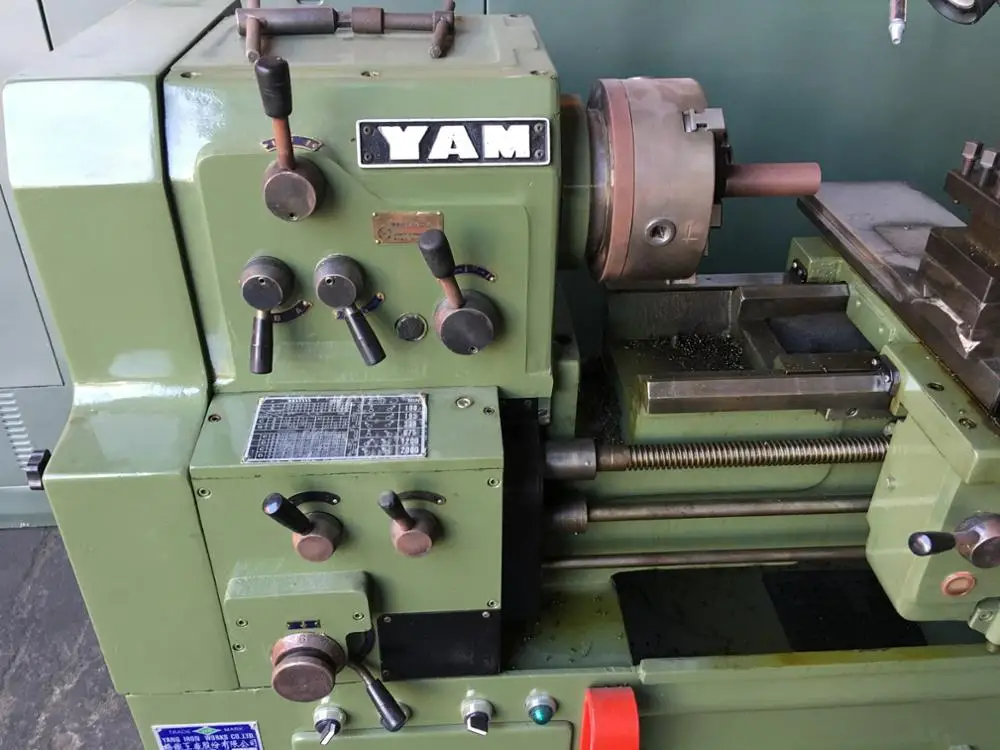 Used Universal Taiwan Yangiron Lathe Ben Length 1000mm