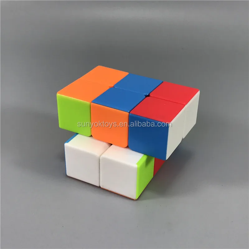 Cubo Magico 3x3x3 Twisty Torção Torre Diferente Cor Da Estrutura Stickerless