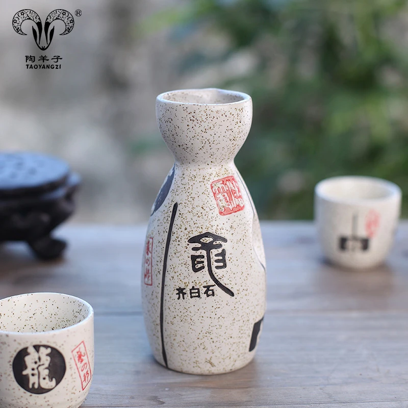 Chinoiserie Ceramic Pottery Sake Pot Wine Bottle 4 Cups Ceramic Sake Sets