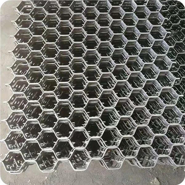 Hexmesh Plain Weave Woven Metal Refractories Steel Wire Mesh With Woven Punching Cutting Bending Welding Services