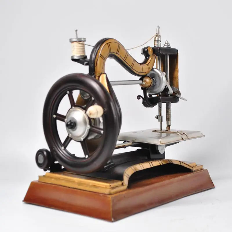 VINTAGE CLASSIC SEWING MACHINE MODEL for LADIES SHOP DECORATION DESIGN