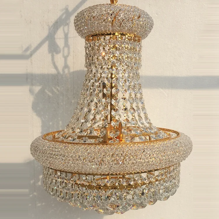 Lustres En Verre De Murano Et Miroirs Vénitiens