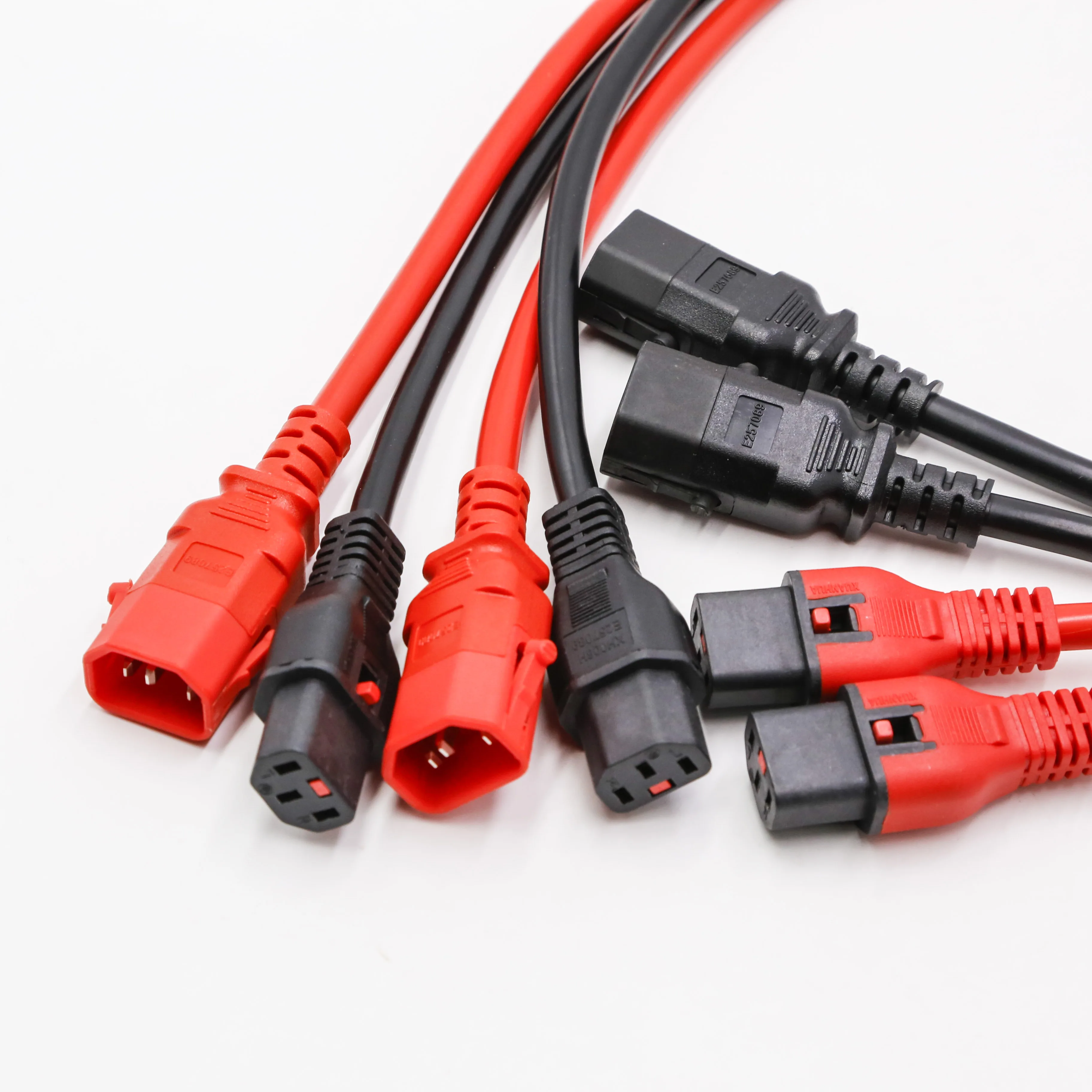 Z-lock Dual Locking C14 to C13 Power Cord - 15A/250V, 14/3 SJT Z-lock Dual Locking C14 to C13 Power Cord - 15A/250V, 14/3 SJT