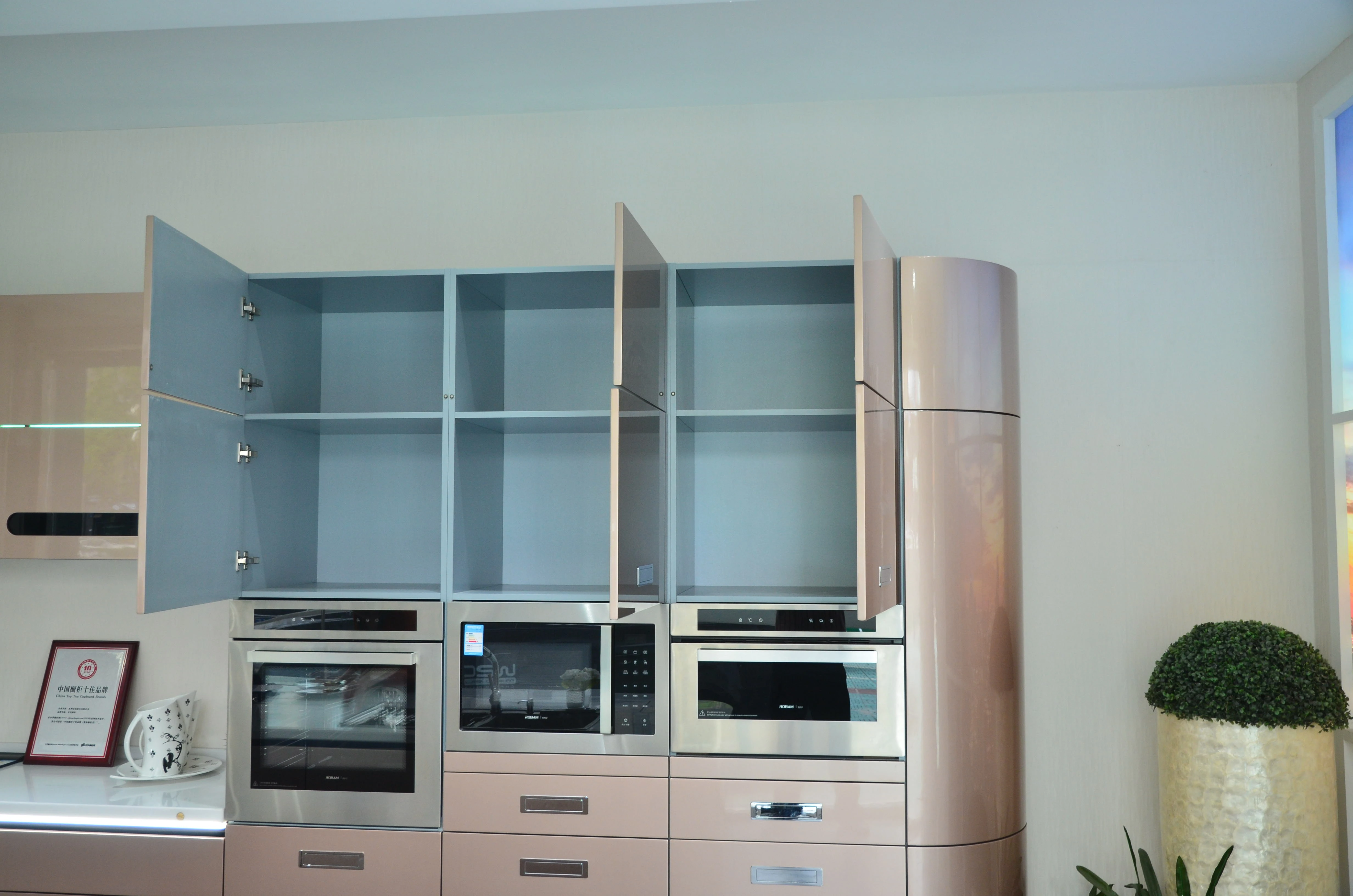 New Design Style champagne Metal High Gloss Lacquer Kitchen Cabinet