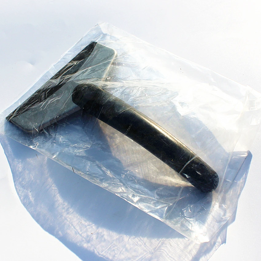 snow shovel (6).jpg