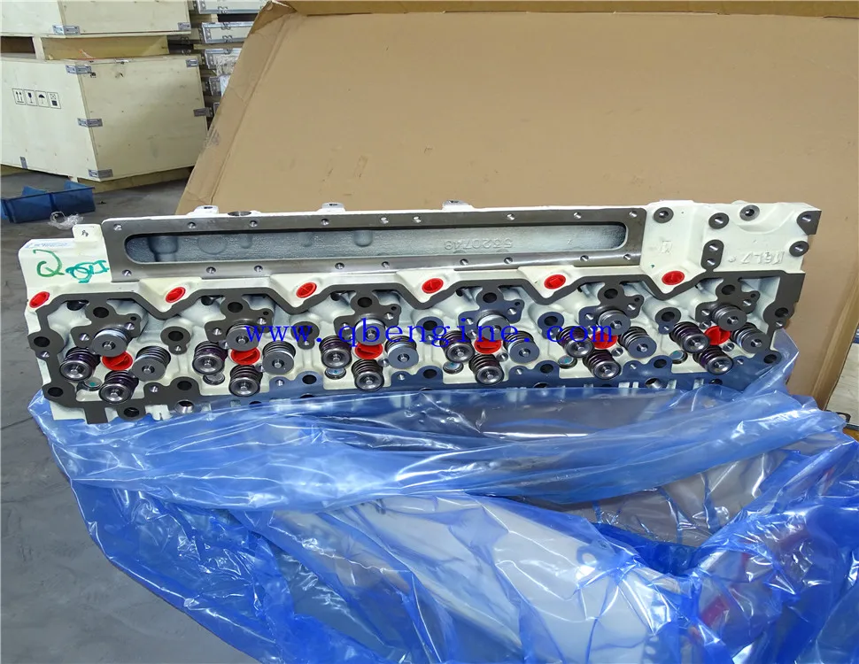 4987974 Original qsl9 cylinder head 4987974 QSL9 Head, Cylinder 