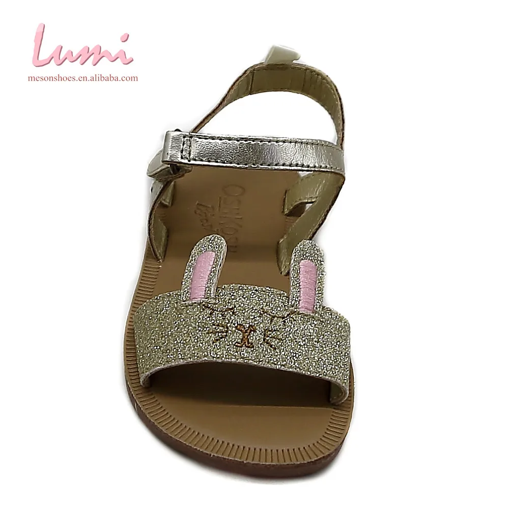 
 Новинка 2018 года; Простые Модные Милые блестящие недорогие сандалии на плоской подошве с ремешком на щиколотке для девочек  