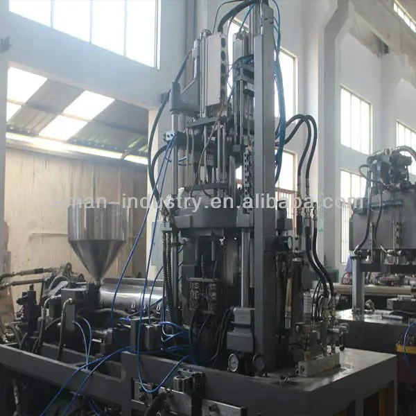 
 Новый продукт 380 В/220 В при условии 152 см3 19,25 кВт 5000 мл лучшая одношаговая машина для литья Растягивающихся бутылок  