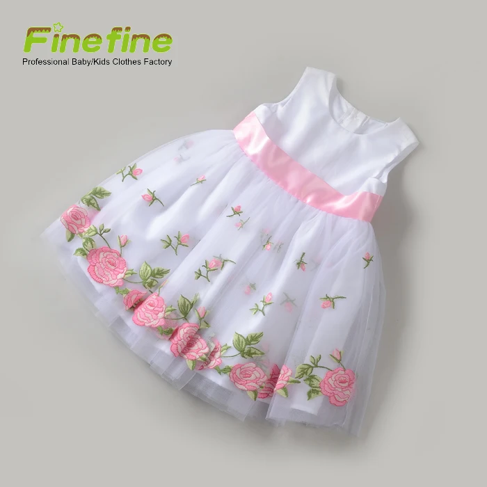 2018 новая весна вышивка детская праздничная одежда Платья с Трусы для маленьких девочек