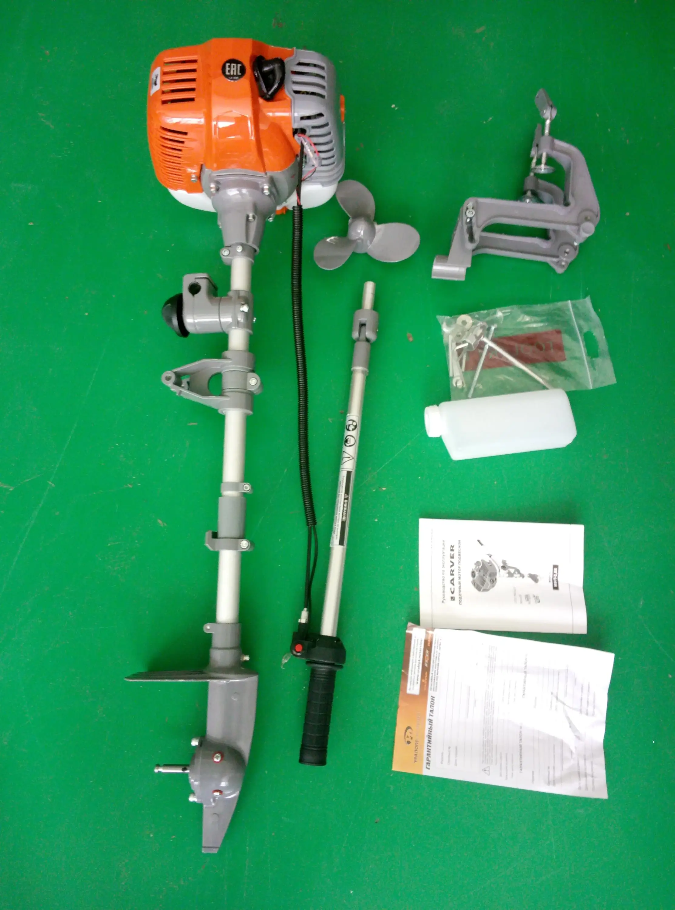 
 2 маленьких подвесных мотора srtoke  