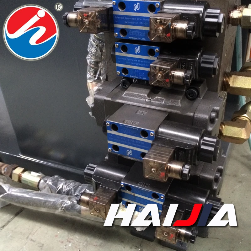 Small Hand Press Manual Plastic Injection Molding Machine