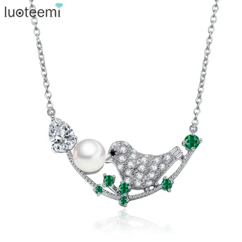 LUOTEEMI Fashion Sparkling Crystal Zircon Pave Vintage Vivid Lucky Bird Statement Pendant Necklaces For Women Gift Jewelry