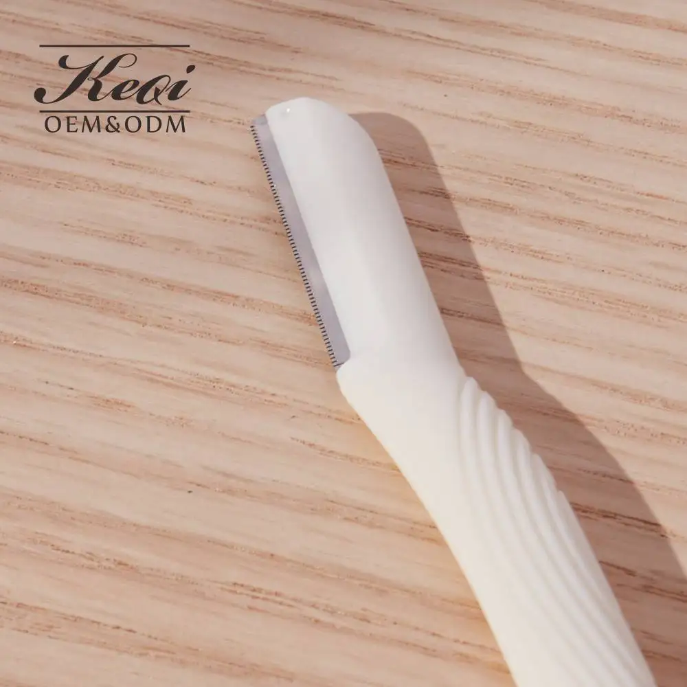 Katta büstli nozik qizlar Katta büstli nozik qizlar