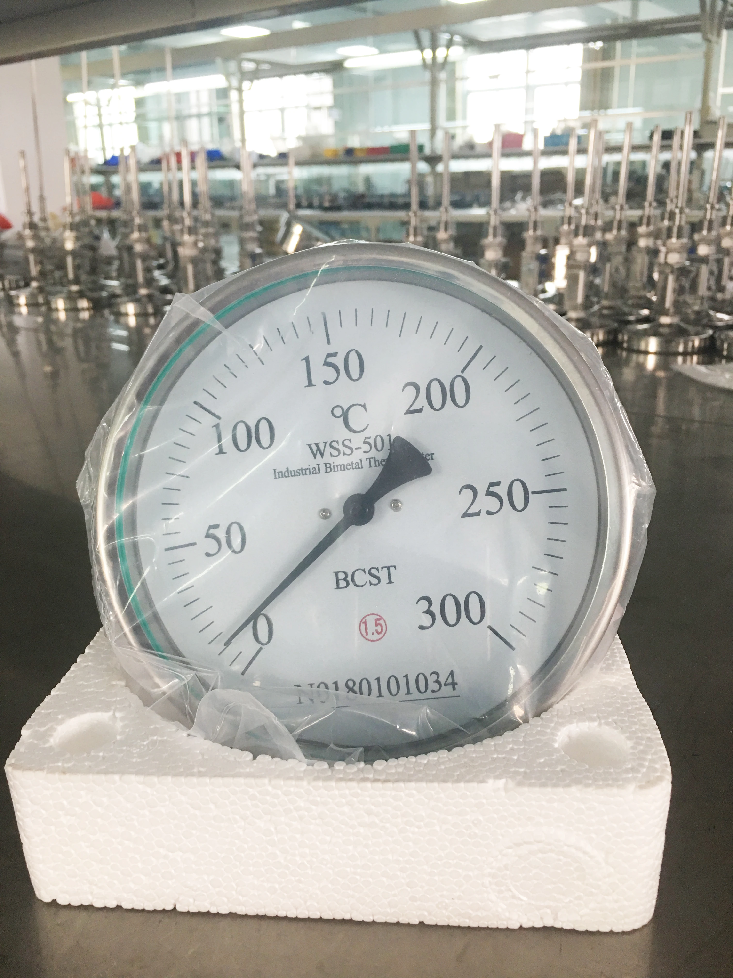 Bimetal Thermometer with PT100 RTD Sensor Temperature Transmitter