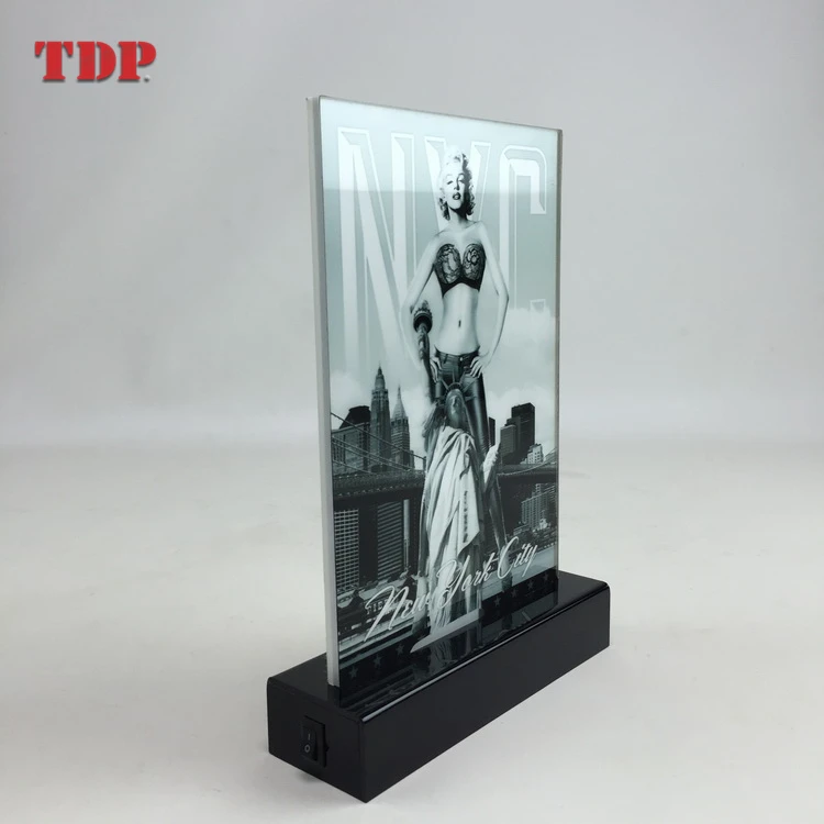 Рекламный постер с акриловыми краями на заказ светодиодные