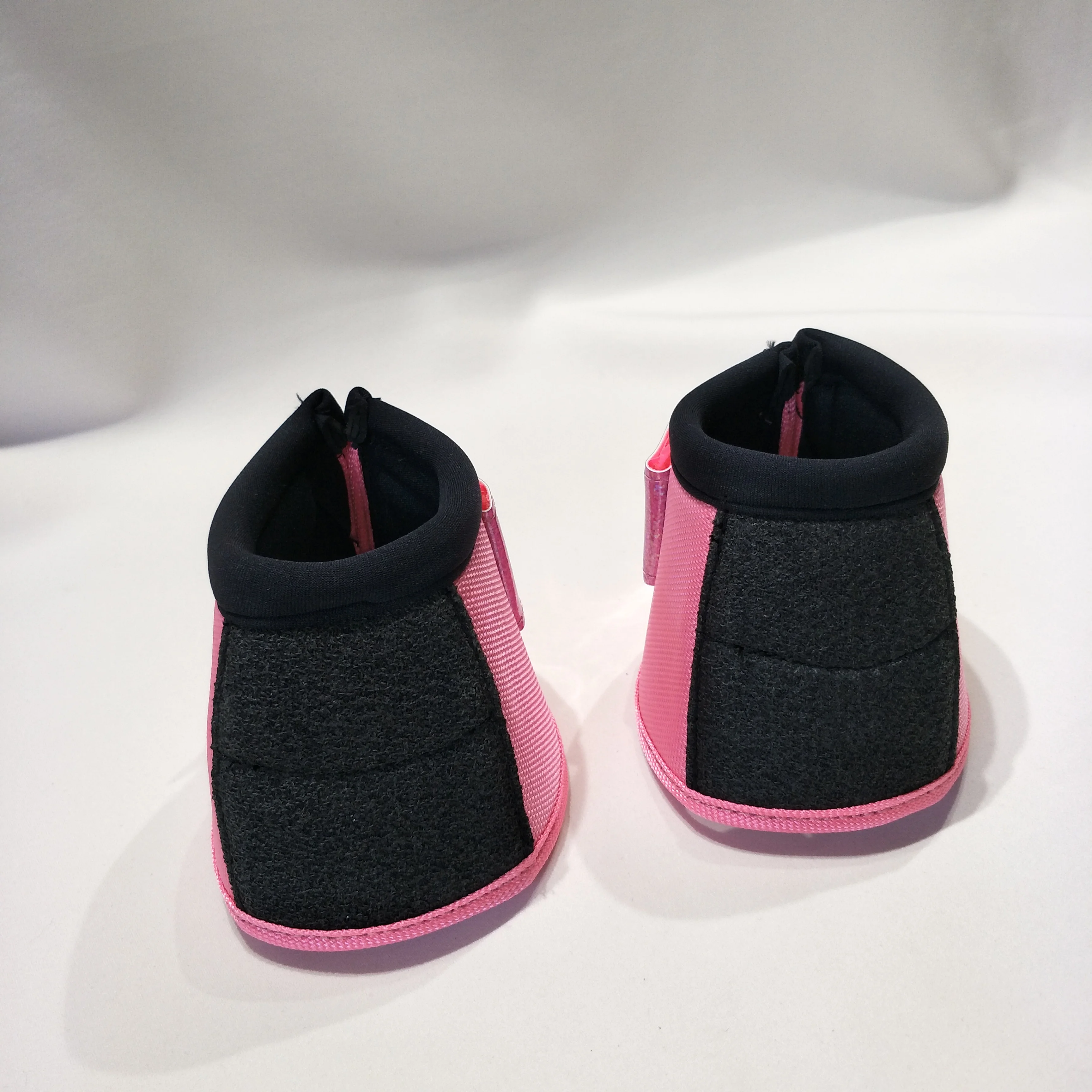 92821weaver_no_turn_bell_boots