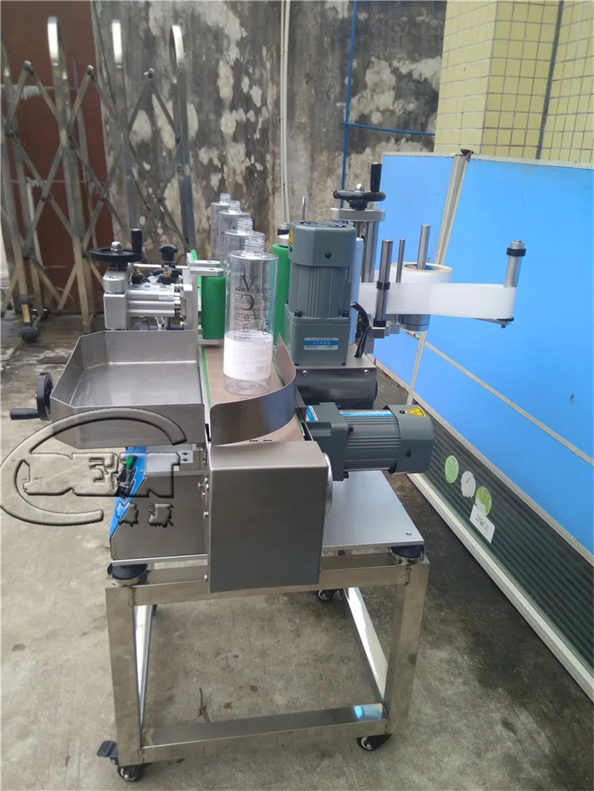 Настольный, автоматический стикер для жидкого мыла, автоматическая система очистки воды для наклеивания этикеток на круглые бутылки с точечной фиксацией машины 2 боковых с кодирующим устройством