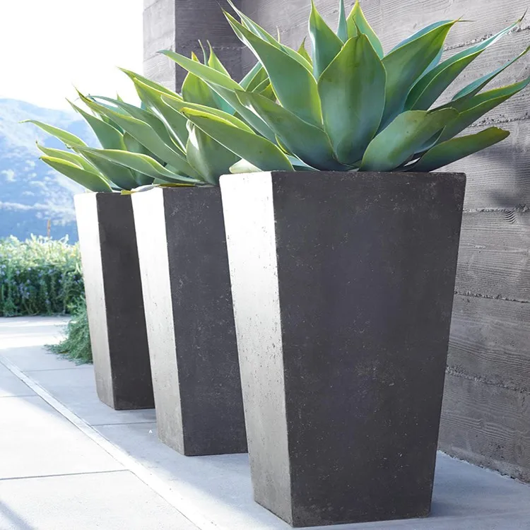 Factory Sales Light Weight Durable Large Black Tall Metal Steel Planter Box for Home and Garden