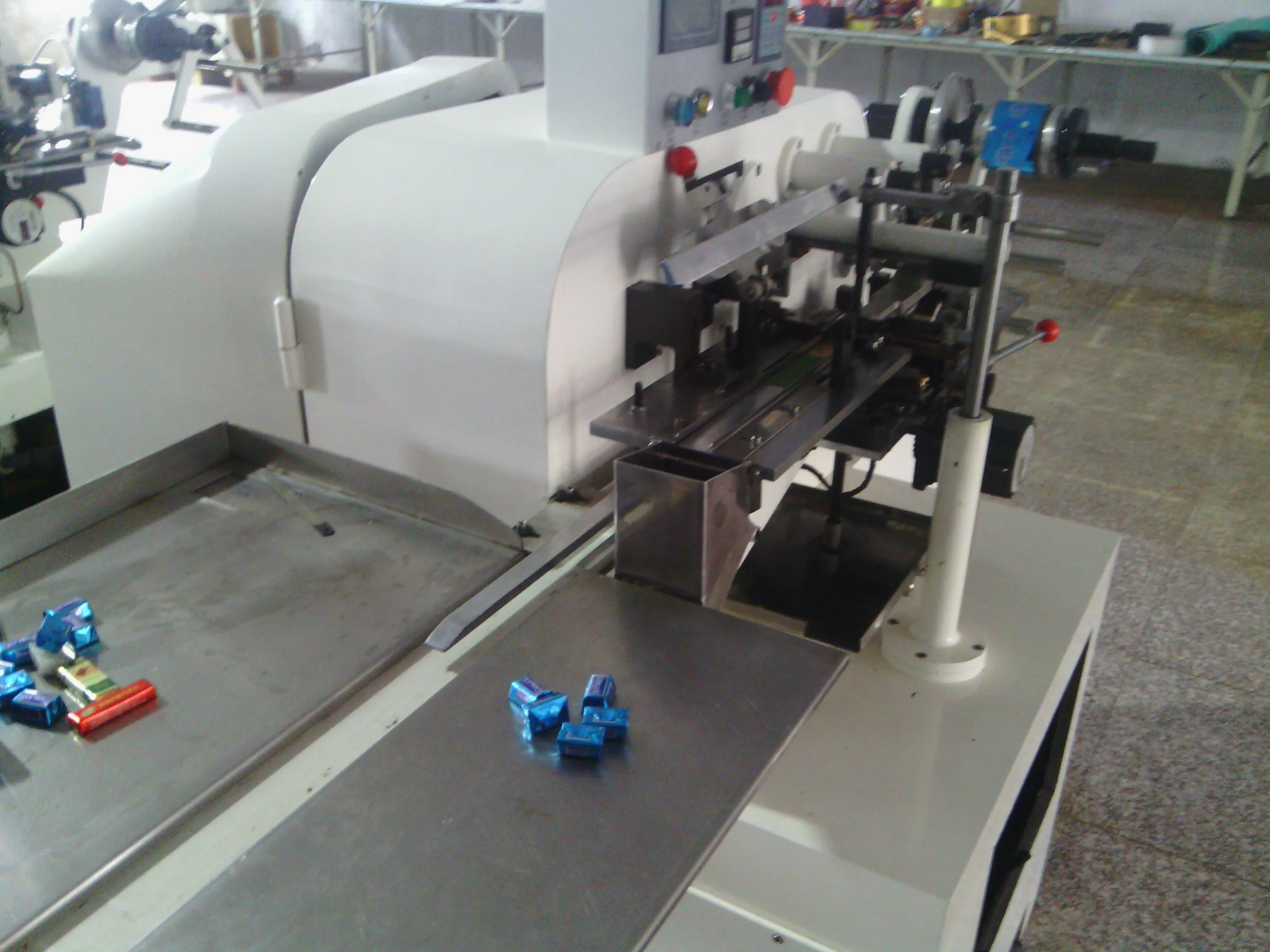 SC300 square Chocolate Wrapping Machine