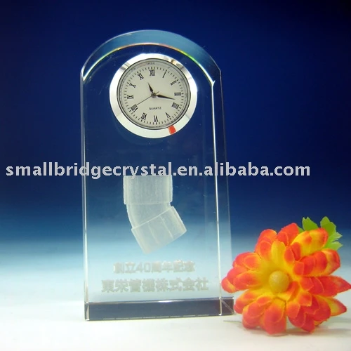 Custom wholesale crystal clock for souvenir gifts