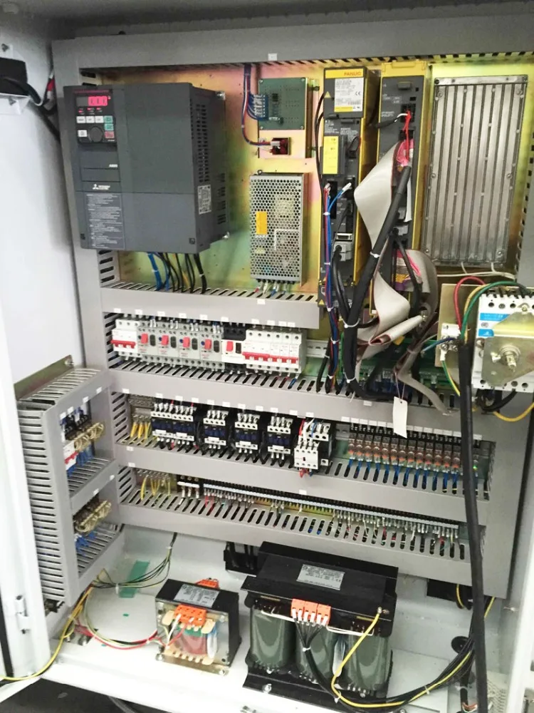 Горизонтальный Токарный станок с плоской платформой CKE6150Z Dalian DMTG