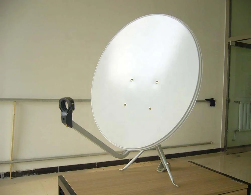 Solid by cm com. Wisi антенна спутниковая. Спутниковая тарелка 60 см. Антенна ku 60см. Wisi Orbit oa38h.