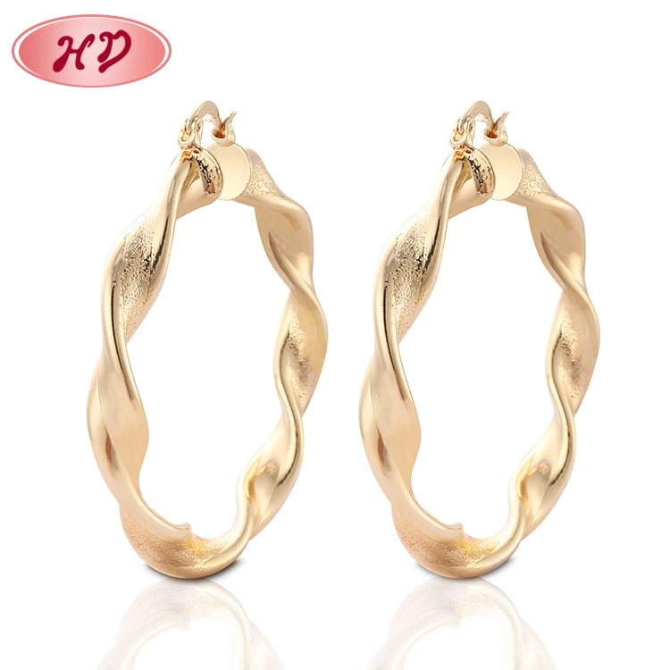 Wholesale Women Fashion Fancy Design Gold Twisted Hoop Earrings