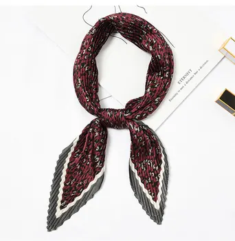 Leopard Printed Pleated Small Scarf Crinkle Neck Scarf for Ladies