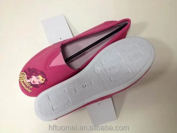 
 Новая модная женская обувь для дома  