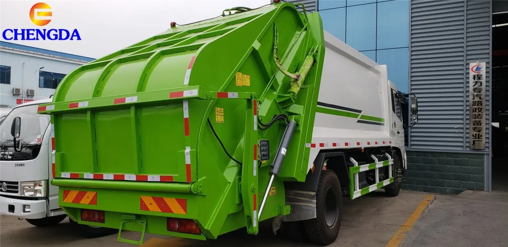 Made in China 4x2 Light Garbage Compactor Truck