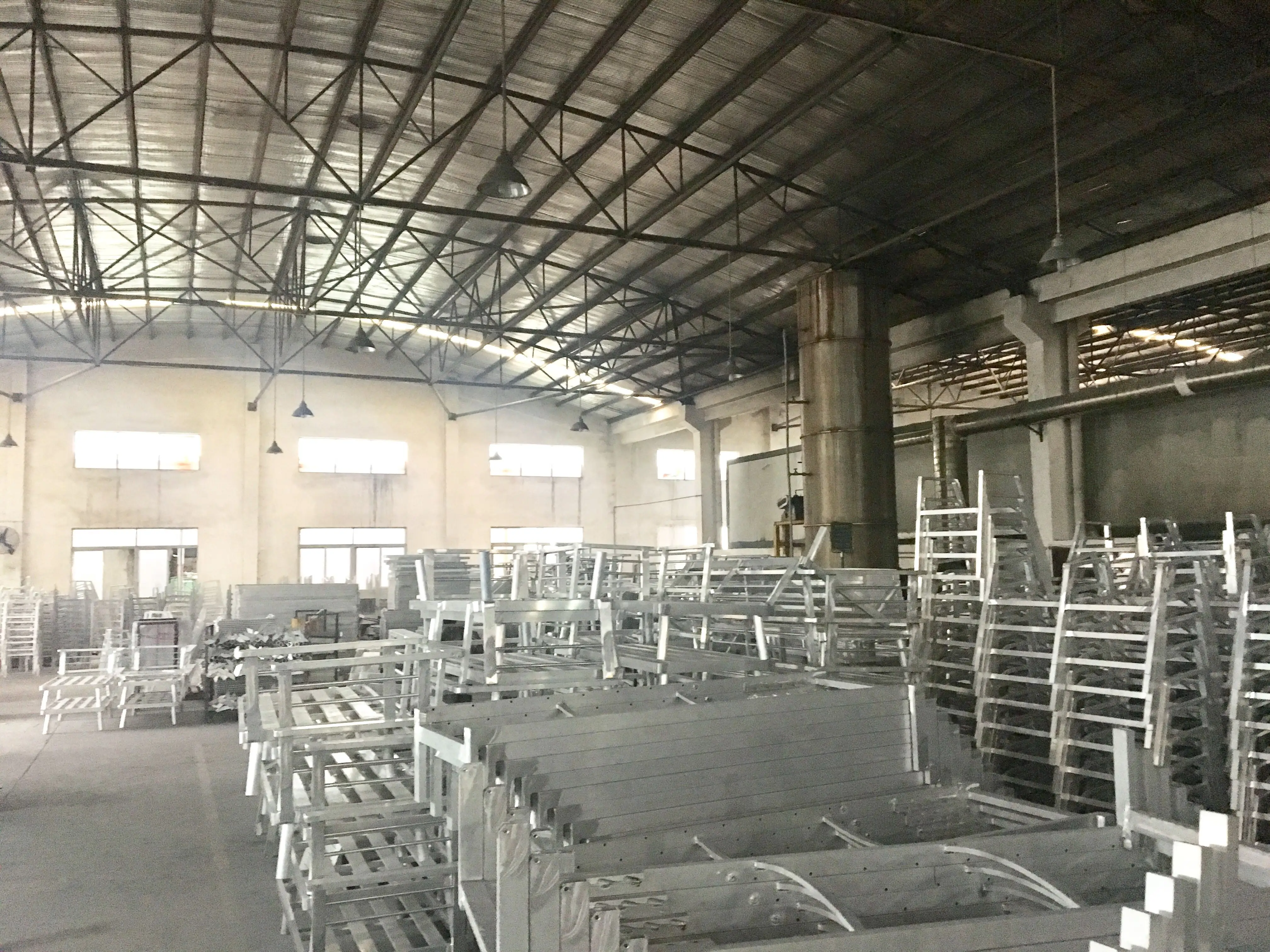 Guangzhou Xinmeng Trading Co., Ltd.