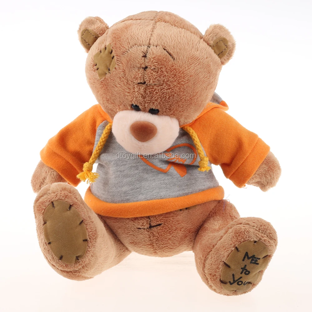 Тедди одежда. Оранжевый плюшевый мишка. Плюшевый мишка коричневый. Одежда для плюшевого мишки. Одежда для Тедди.